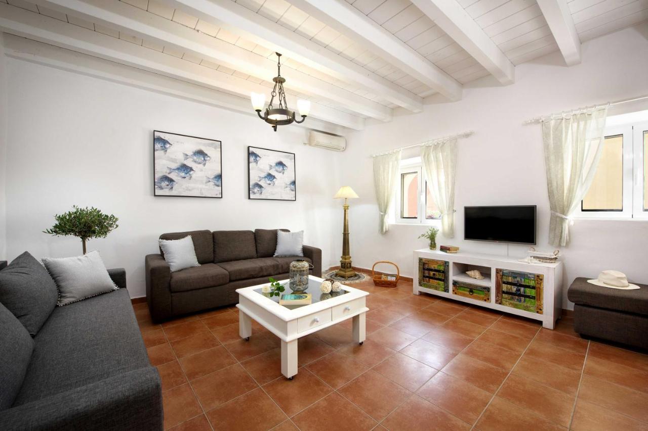 Vintage Village House Gastouri (Corfu) Exterior photo
